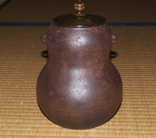 瓢形釜 | 茶道具 小西康のぶろぐ