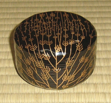 木具師 橋村萬象作 笹蒔絵 折撓中棗 裏千家十四代 淡々斎書付　AW822　N1 木具師 橋村萬象作 笹蒔絵 折撓中棗 裏千家十四代 淡々斎書付