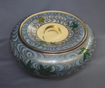 清閑寺窯 杉田祥平 色絵仁清 銀波に青楓画水指 | 茶道具 小西康のぶろぐ