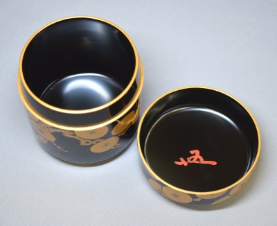 茶道具　村田道寛作　金蒔絵　蜜柑香合　共箱　V　8370 村田道寛 唐松蒔絵 黒吹雪 鵬雲斎宗匠 | 茶道具 小西康のぶろぐ