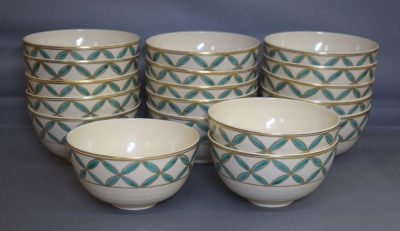 Ｓ３１３　茶碗　『仁清藤花画』『清閑寺窯　杉田祥平』　共箱　抹茶碗　茶道具 茶器/茶道具 抹茶茶碗】 京焼き 桜花流水 杉田祥平作（清閑寺窯