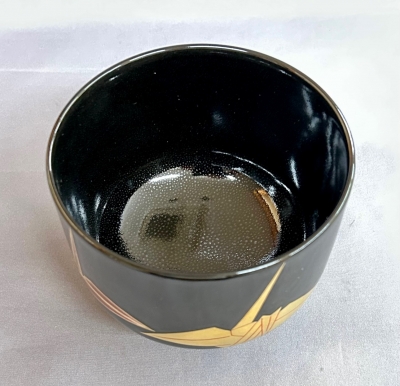 茶道具　抹茶碗　八代 高橋道八　黒釉金銀折鶴茶碗　鵬雲斎書き付け 高橋道八 黒釉 折鶴茶碗 | 茶道具 小西康のぶろぐ