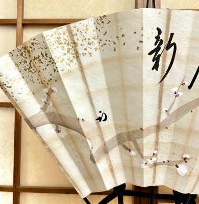 久田尋牛斎自賛 梅の絵大扇子「鶯声新」 | 茶道具 小西康のぶろぐ