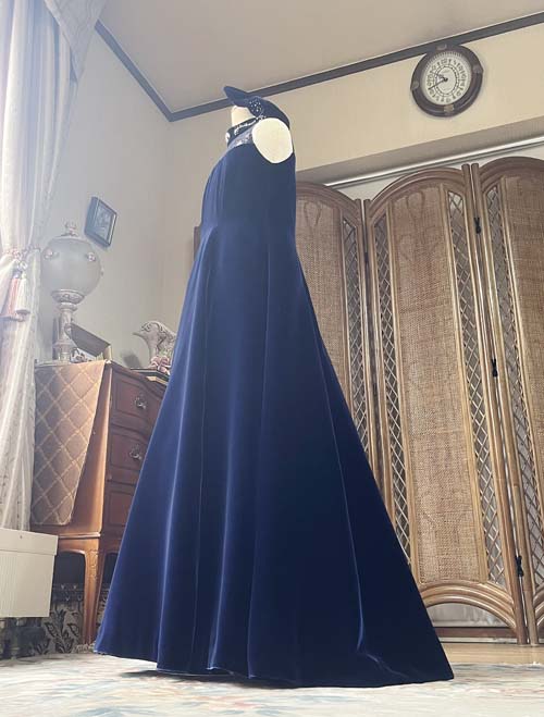 ピアニスト・ヴァイオリニストのための特別な一着！最高級ベルベットで