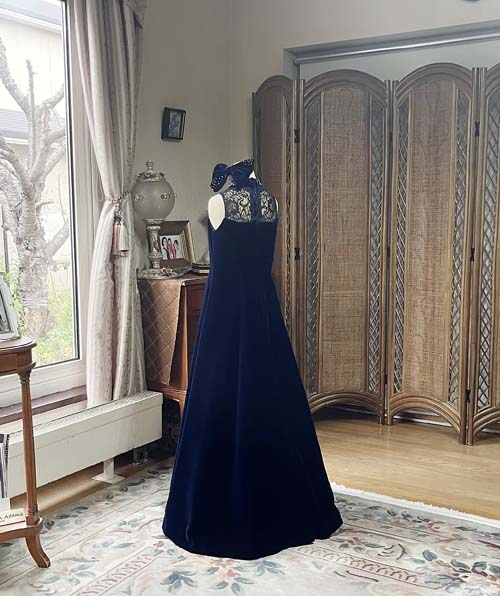 ピアニスト・ヴァイオリニストのための特別な一着！最高級ベルベットで