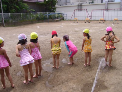 水着　着替え　外 今日は… | Go!Go!豊幼稚園 Ⅰ
