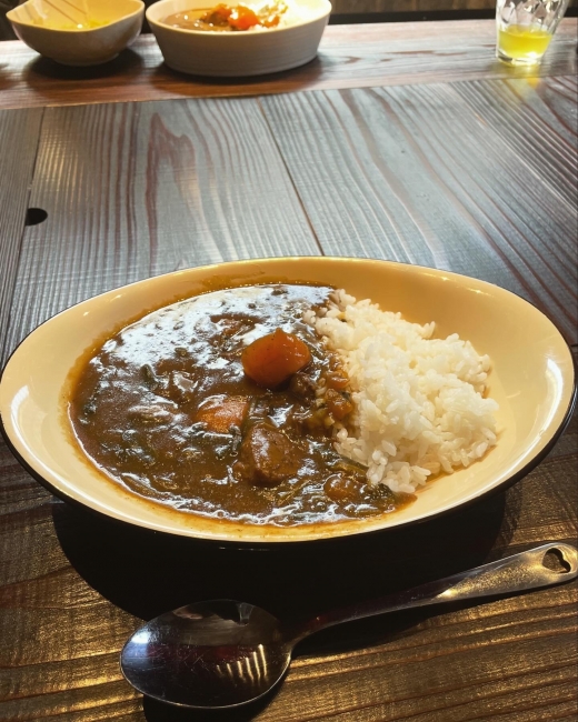 テンカワクリスタル　tenkawacrystal　鉱物店　リアル店舗　鉱物ショップ　奈良県　狩猟　ニワトリ飼育