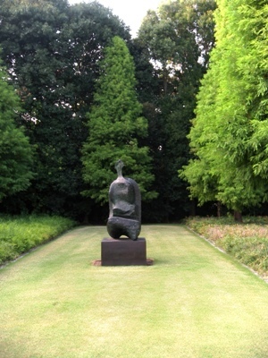 Seated Woman:Thin Neck(1961)_Henry MOORE_˭ĻѴ