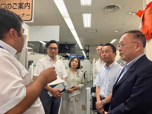 ☆2026年7月29日（水）証明発行窓口統 新たな「書かない窓口」を視察