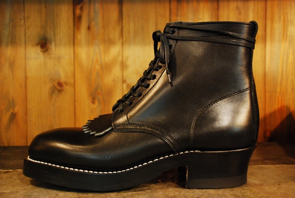 CLINCH Lace up Boots | BRASS BLOG