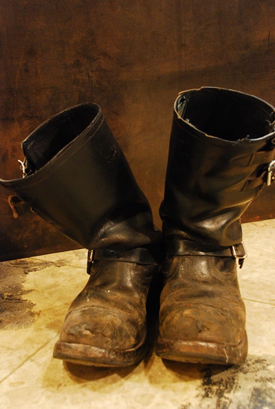 DAYTON Engineer boots Upper repair | BRASS BLOG