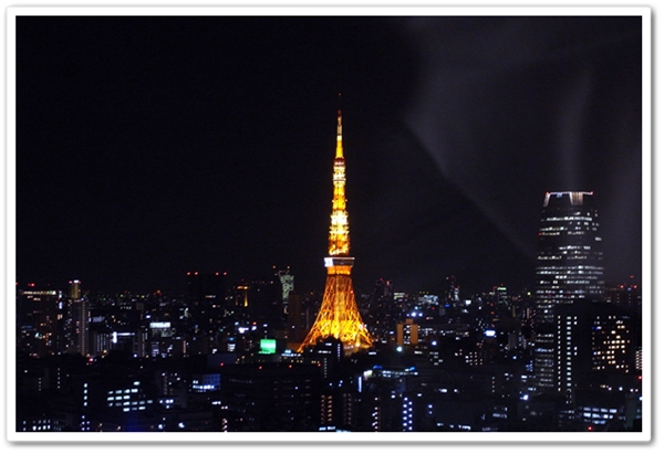 TOKYO TOWER