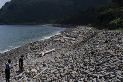 ライターの拾い方 | 海から来ました