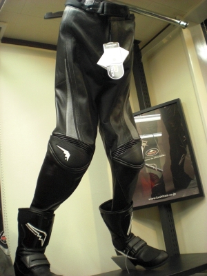 K-0607 INFINITY JACKET ブラック入荷♪：KUSHITANI 宇都宮店