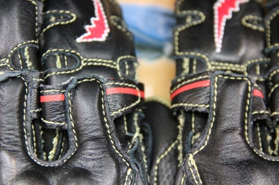 入荷案内 K-5162 GPRGLOVES6-1.0 :KUSHITANI 宇都宮店