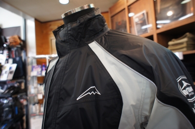 クシタニエクストリームレインスーツK−3017 梅雨の準備に。エクストリームレインスーツ ：KUSHITANI 宇都宮店