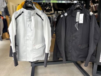入荷案内】アドバンスレインスーツ ：KUSHITANI 宇都宮店 | KUSHITANI