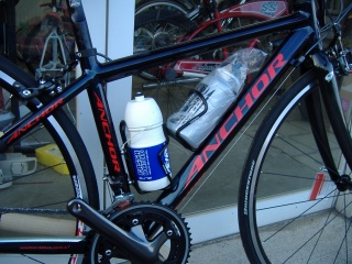 初入荷！2009年モデル アンカーRA5 エキップ！ | 高垣自転車店商品情報