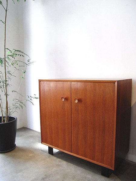 George Nelson Basic Cabinet Series #4625-A | PRISMA Blog