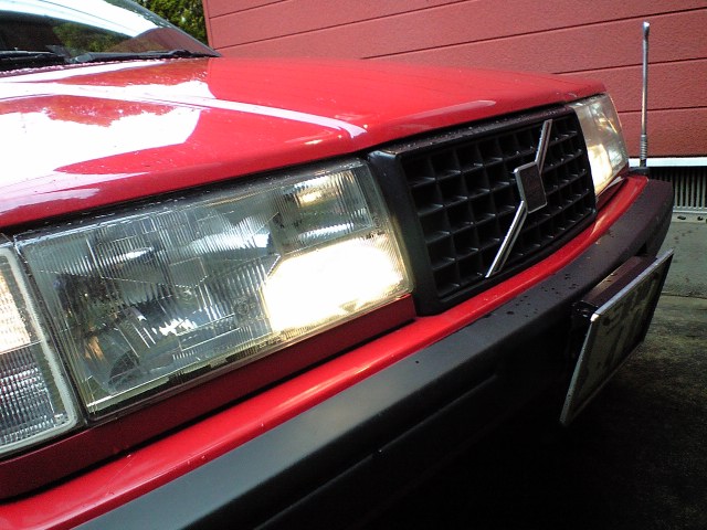 Volvo 240 2 Screw Amber Turn Signal Lenses Matching Corner Lens