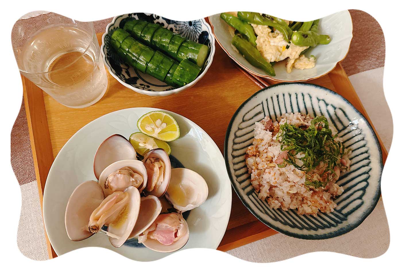 秋の味覚とねこいぬ距離 | まるべん。