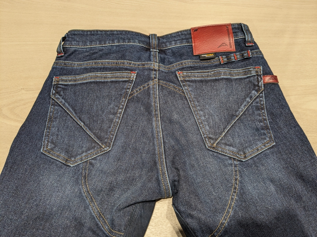 新商品入荷】デニムのユーズドが入荷！：KUSHITANI 大阪店 | KUSHITANI