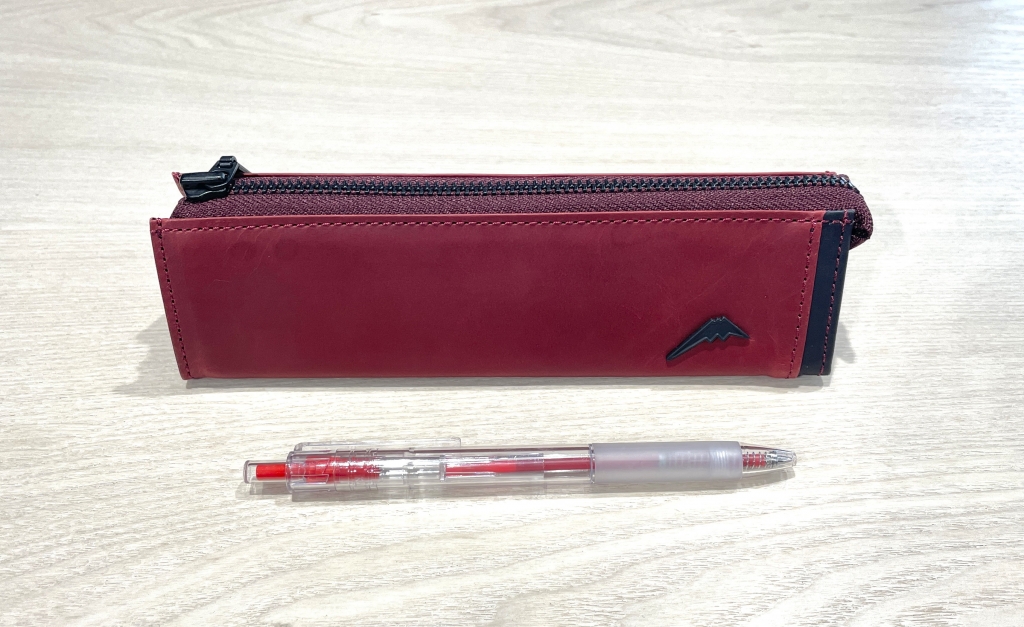 商品紹介】P-4631 ペンケース / P-4637 名刺ケース：KUSHITANI 大阪店