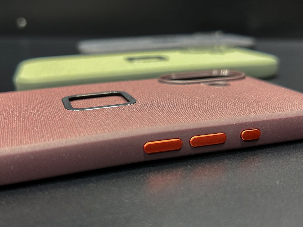 入荷速報】Peak Design 新型ケース 入荷のご案内〈iPhone16 / 16 Plus