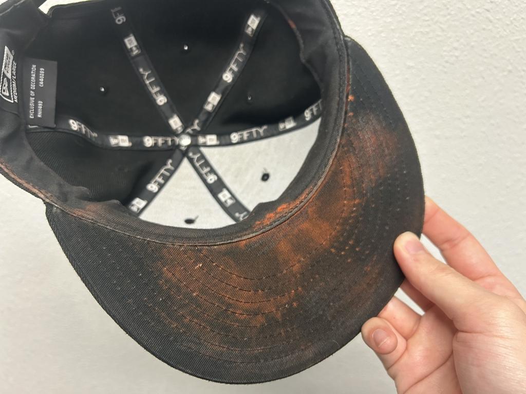 メンテナンス】キャップ（帽子）の手入れはされていますか