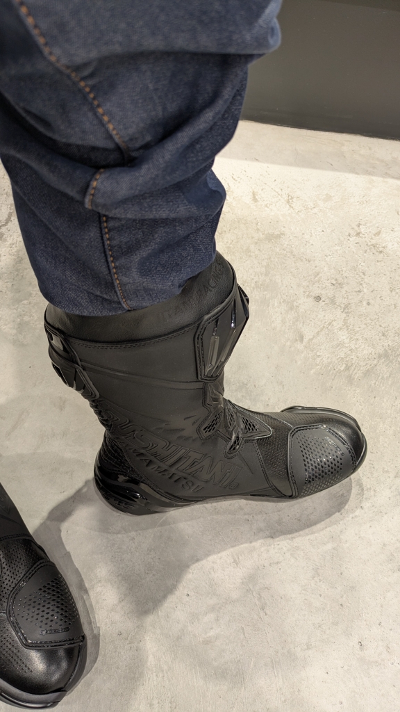 商品紹介】黒いっ！7701 スーパーテック-R 2【限定モデル