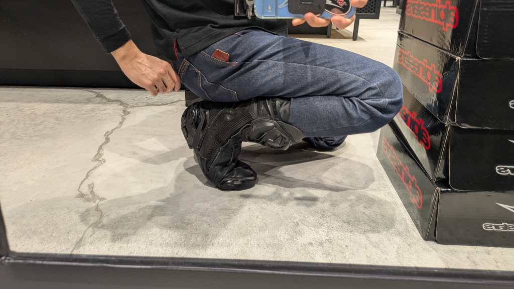 商品紹介】黒いっ！7701 スーパーテック-R 2【限定モデル