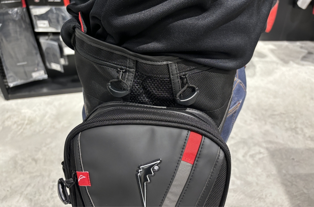 商品紹介】レッグバッグのご紹介：KUSHITANI 大阪店 | KUSHITANI 大阪店