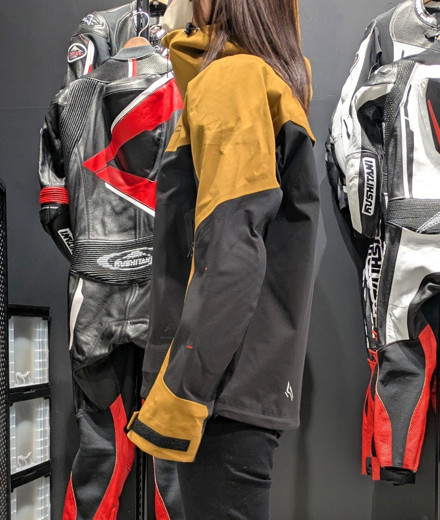 商品紹介】女性にもおすすめ！3.0フレキシブルジャケット:KUSHITANI