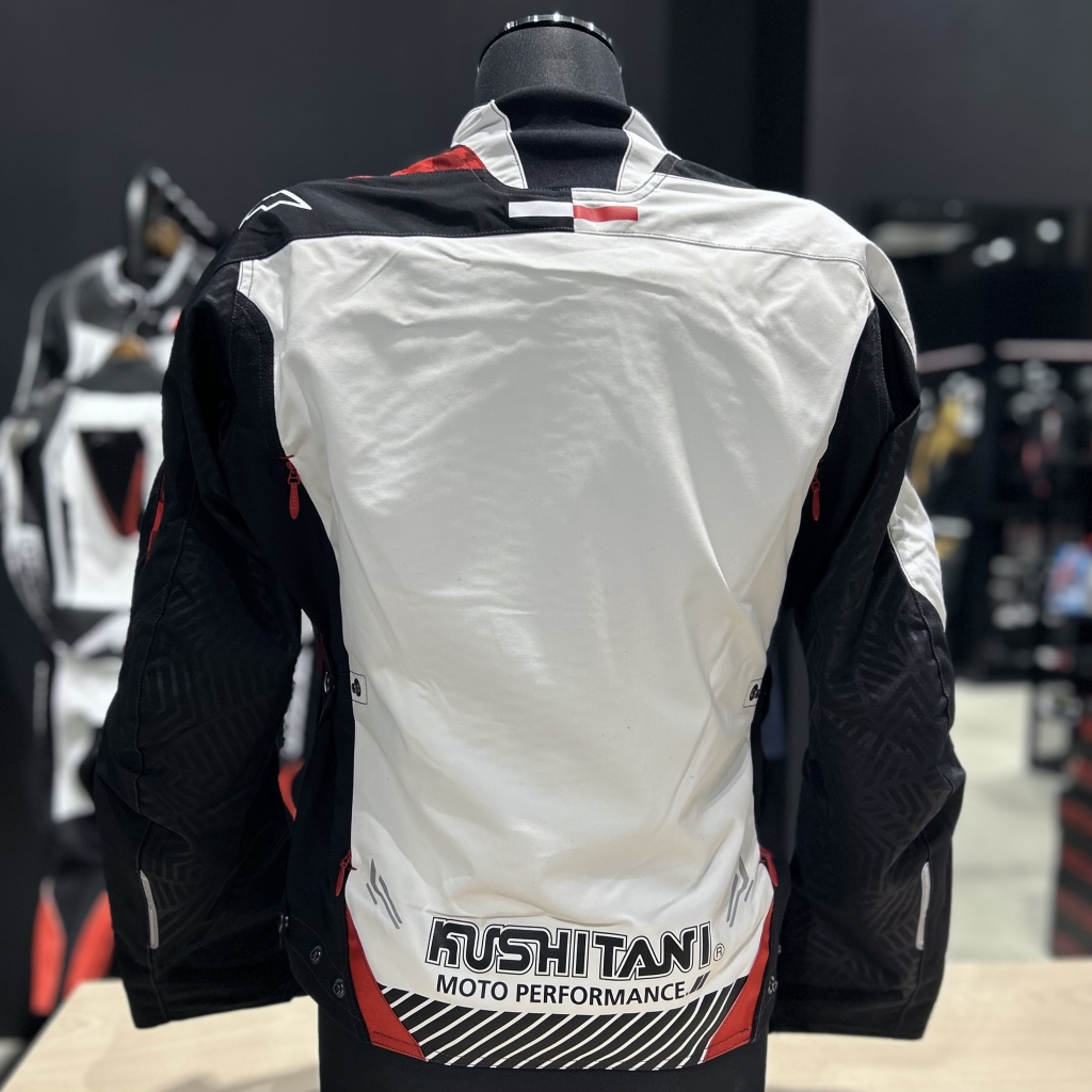 入荷速報】K-2435 コンテンドジャケット：KUSHITANI 大阪店