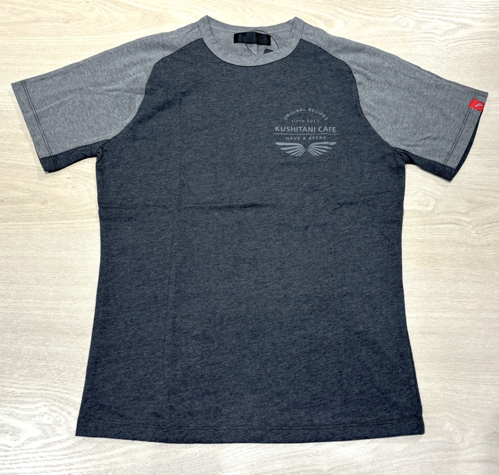 限定品】パフォーマンスストア限定フローTシャツ！：KUSHITANI