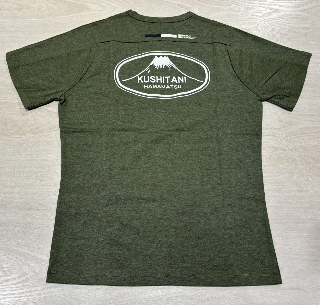 限定品】パフォーマンスストア限定フローTシャツ！：KUSHITANI