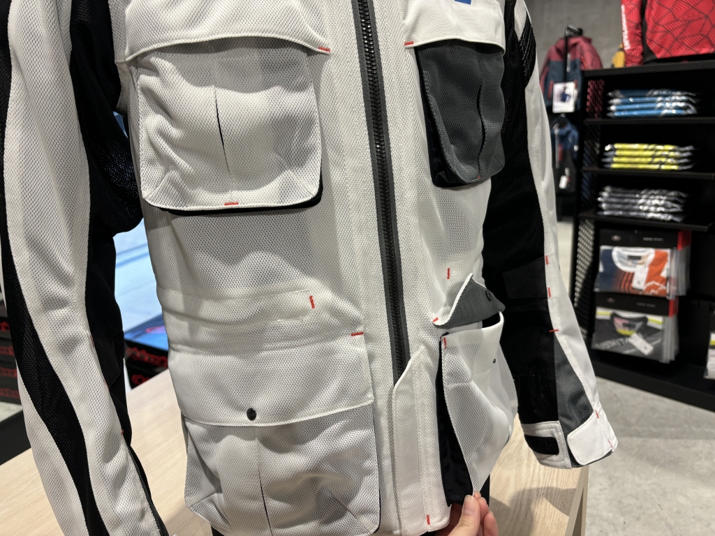 入荷速報】K-2439 フルメッシュロングジャケット：KUSHITANI 大阪店