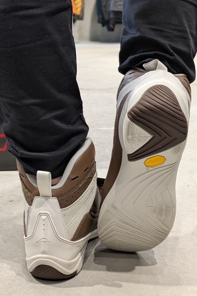 入荷速報】K-6305 フローシューズが入荷いたしました！： KUSHITANI