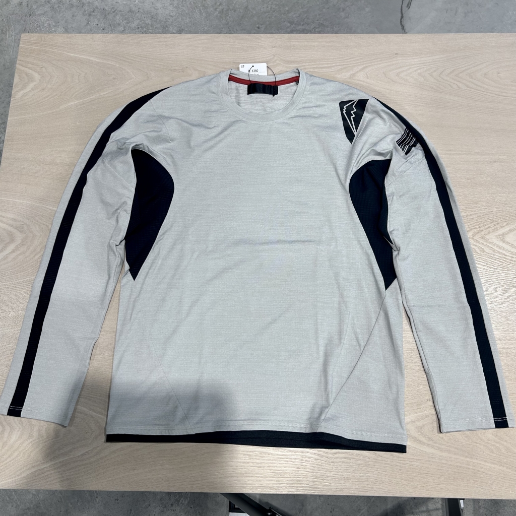 商品紹介】K-1360 アクアロングTシャツ〈バイクは夏も長袖