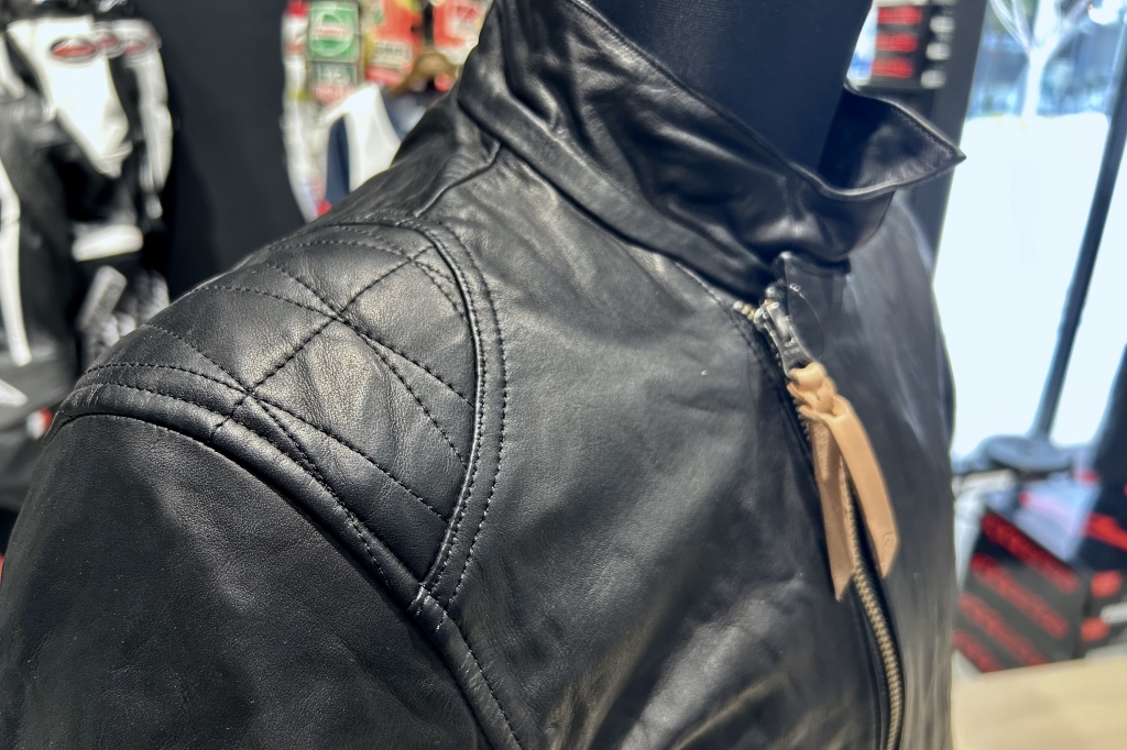 おすすめ商品紹介】K-0714V アンフィニッシュドVジャケット〈極上の着