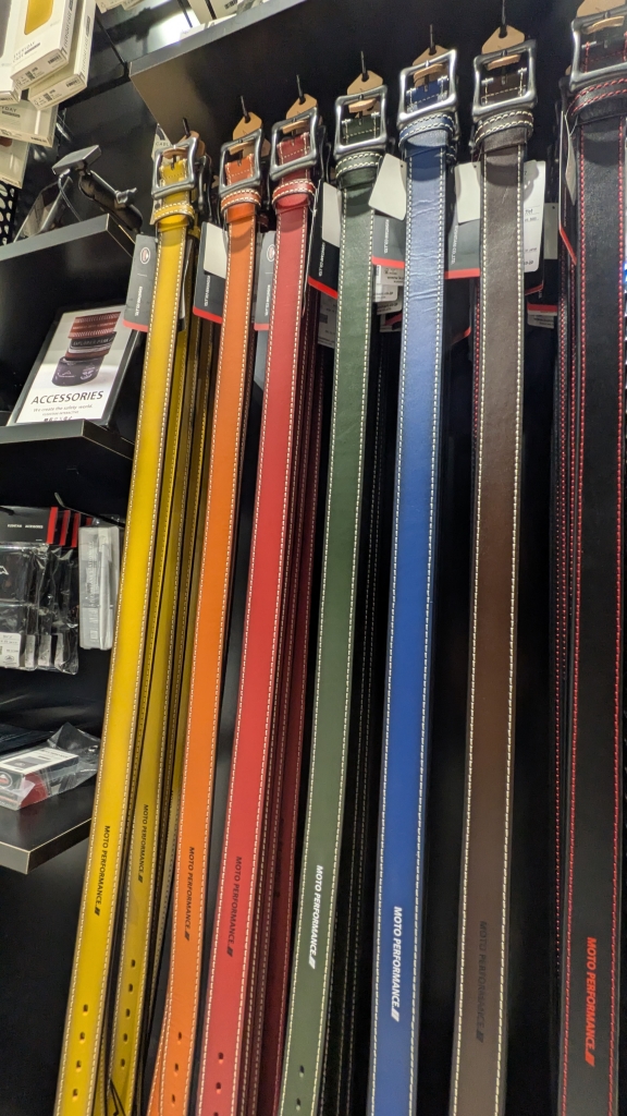 小ネタ】ベルトループ、干渉していませんか？【EXジーンズ×ギャリソン