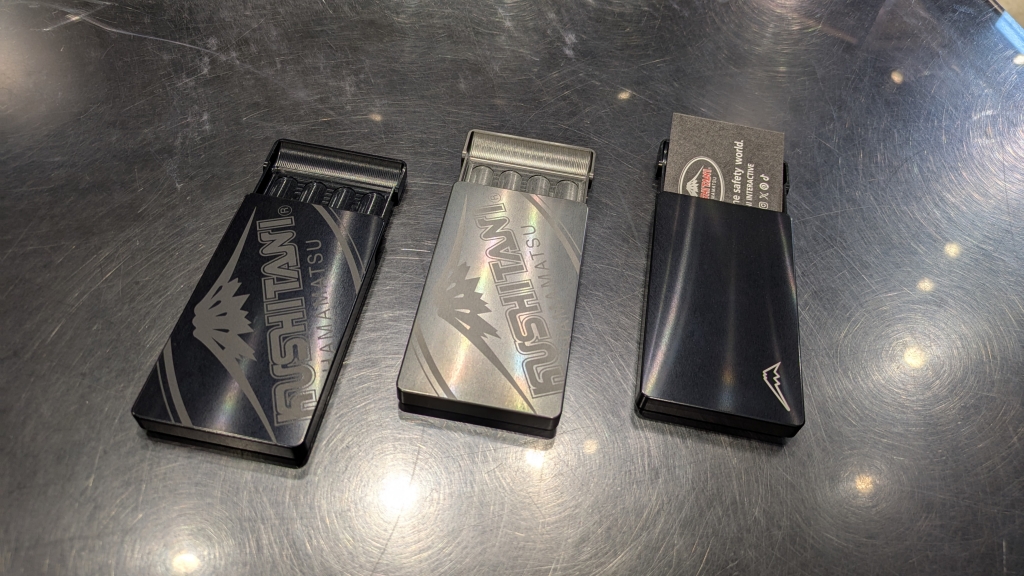 商品紹介】P-6002 名刺ケース みんな大好き「削り出し」【限定商品