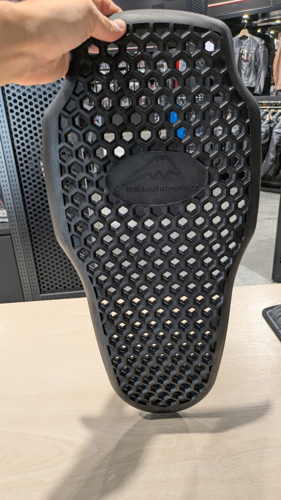 商品紹介】K-4451 ネオレーシングバックプロテクター【CE規格LEVEL2