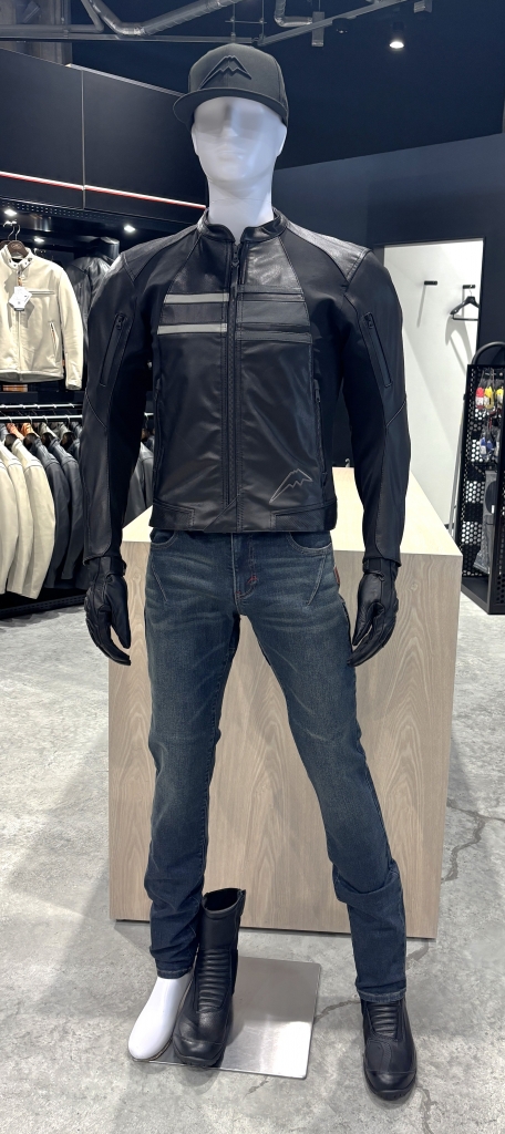 8月のトルソー君：KUSHITANI 大阪店 | KUSHITANI 大阪店