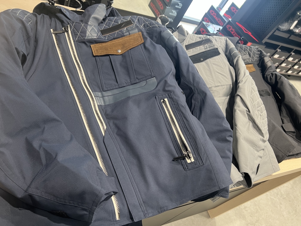新作/入荷速報】K-2878H ウインターアーカナフードジャケットが入荷