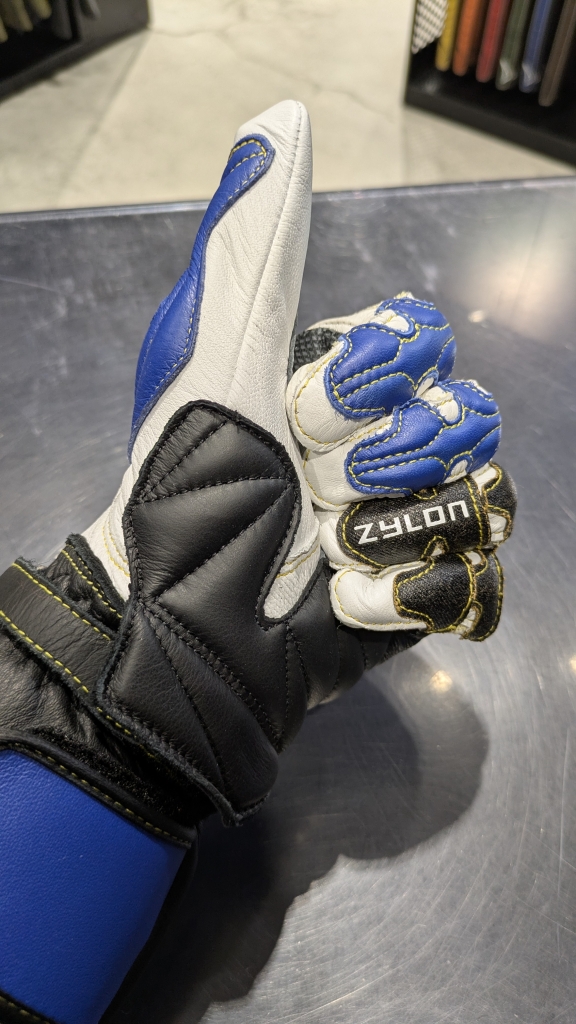 入荷速報】K-5382 GPSグローブIV の