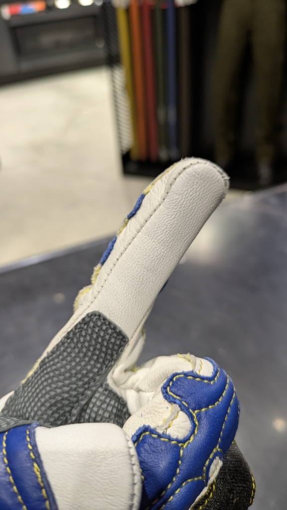 入荷速報】K-5382 GPSグローブIV の