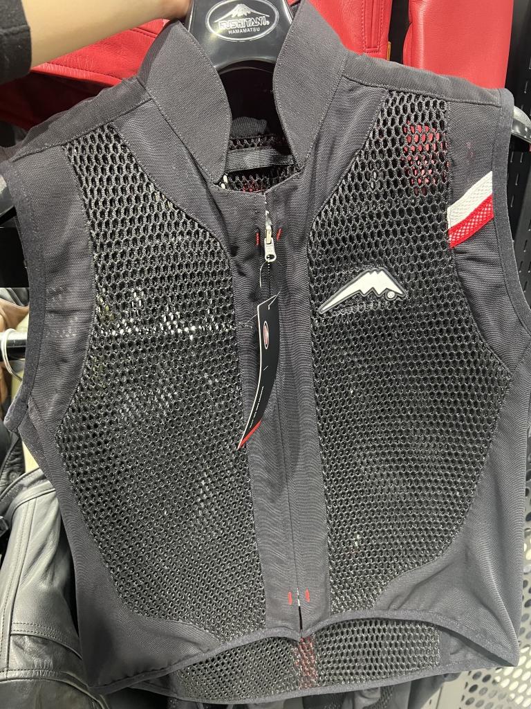 入荷速報】K-1945 メッシュベストが入荷しました！：KUSHITANI 大阪店