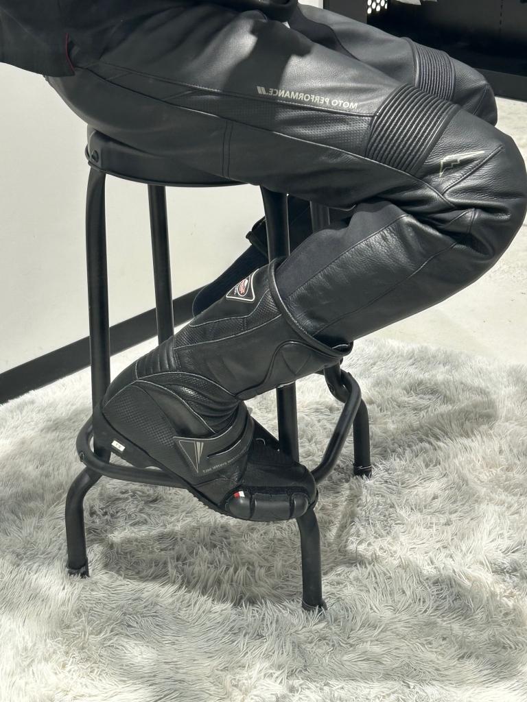 商品紹介】K-1077 グルーヴパンツのご紹介！：KUSHITANI 大阪店