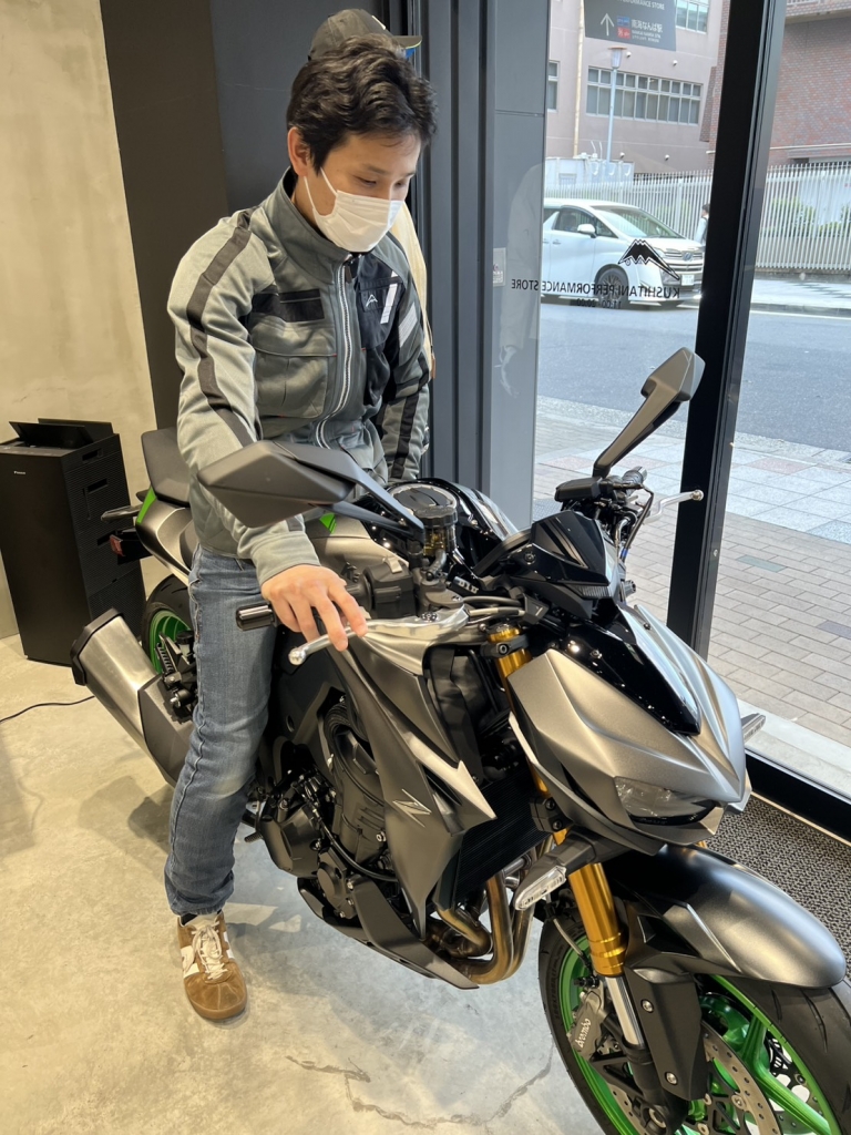 商品紹介】K-2458 フルメッシュロングジャケット ロード系のバイクでも